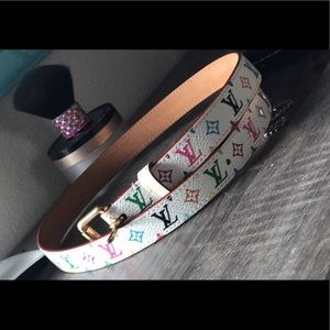 Louis Vuitton Accessories - Authentic Louis Vuitton thin women’s fashion belt Louis Vuitton Accessories - Authentic Louis Vuitton thin women’s fashion belt
